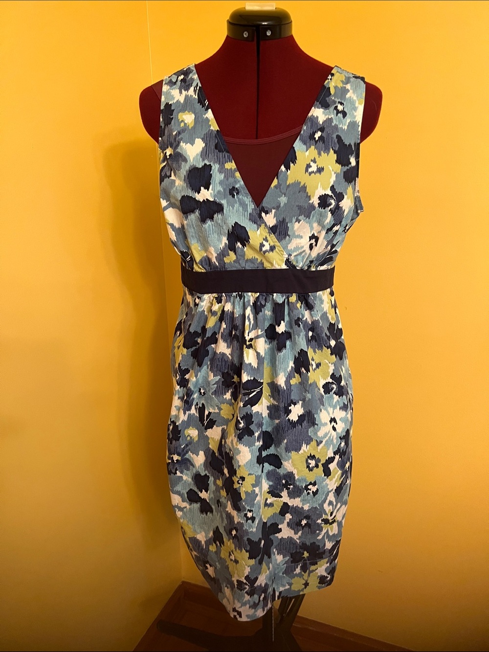 Motherhood Maternity Sleeveless V-Neck Blue GreenFloral Dress size Large